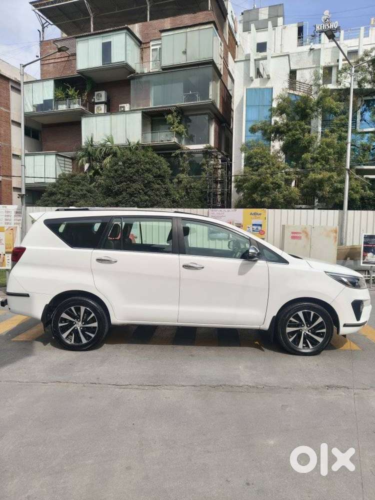 Toyota Innova Crysta 2.4 Z 7 Str, 2022, Diesel