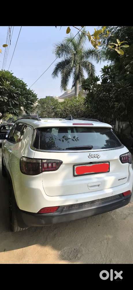 White Jeep Compass Automatic (petrol) 1.4 Turbo