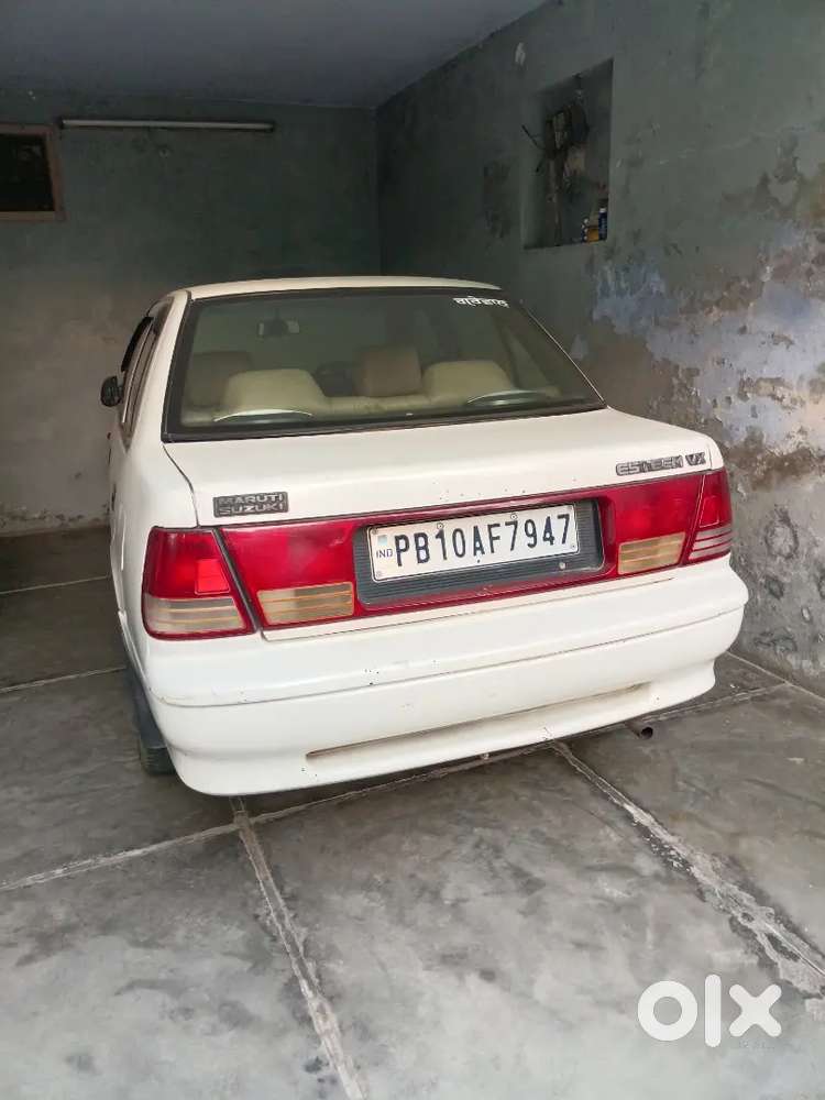 Maruti Suzuki Esteem 1999