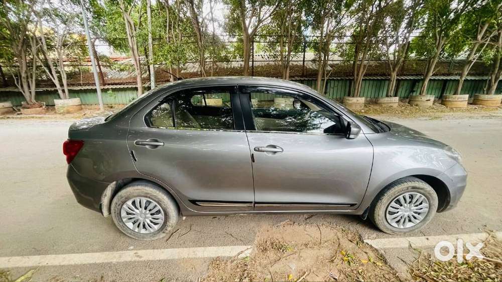 Maruti Suzuki Swift Dzire, 2022, Petrol
