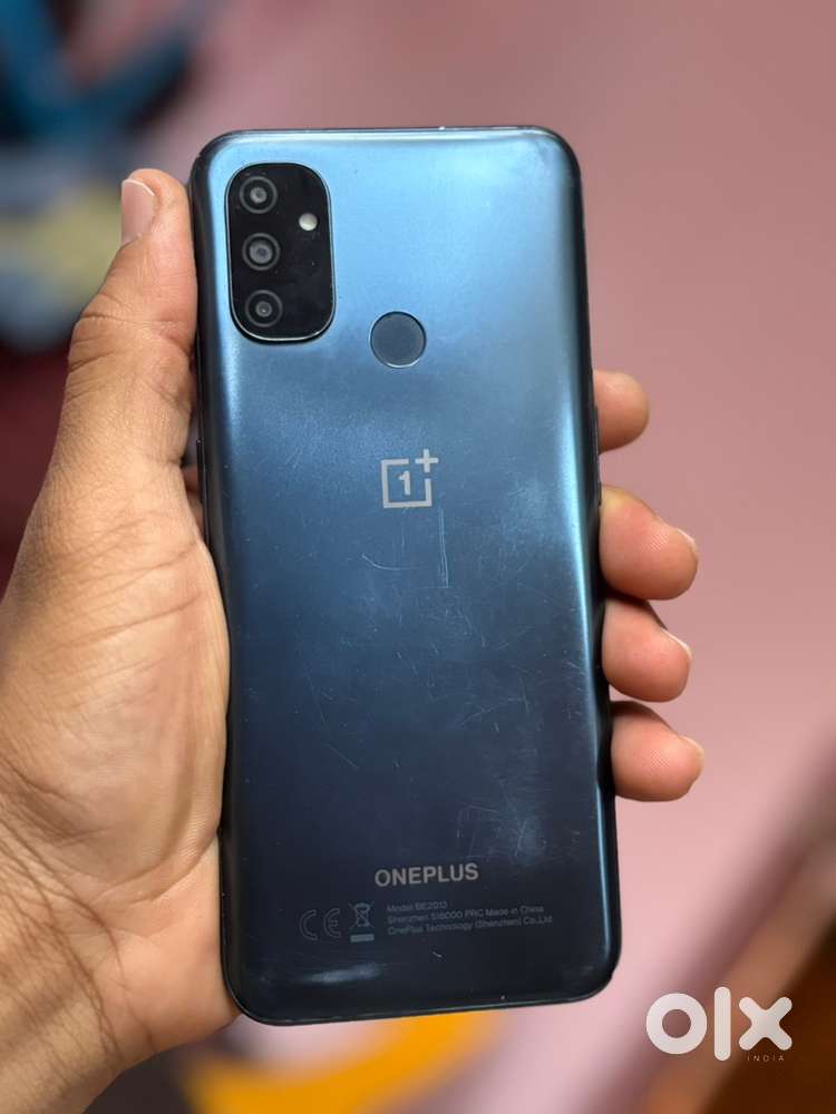 One plus nord 100 4gb ram 64 internl