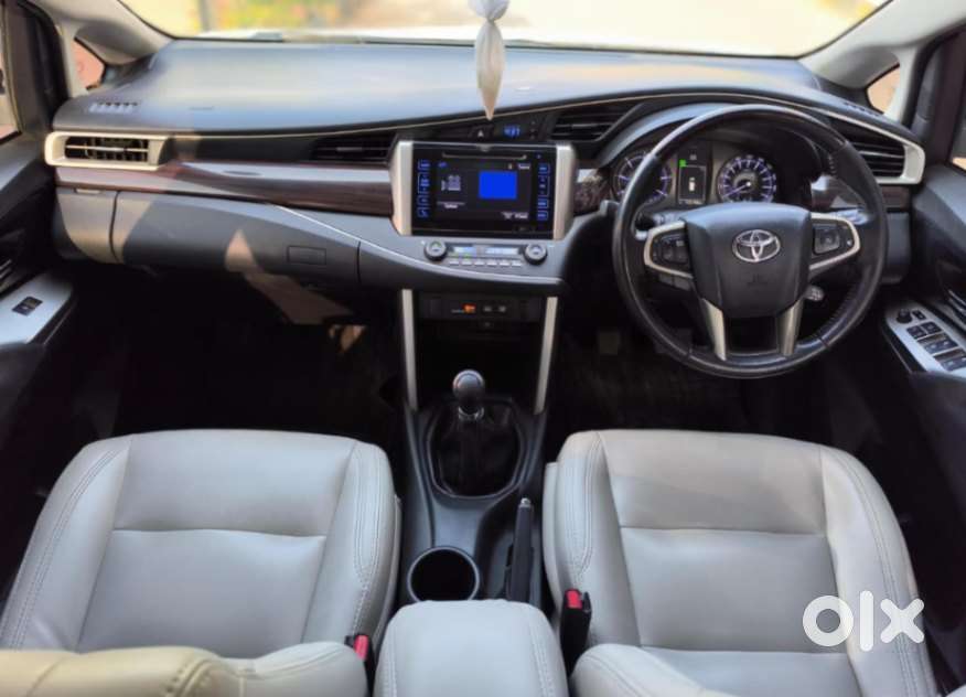 Toyota Innova Crysta