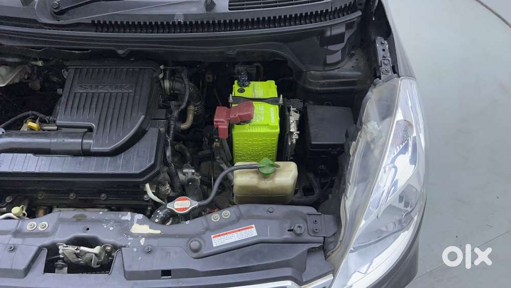 Maruti Suzuki Ertiga Vxi At, 2016, Petrol