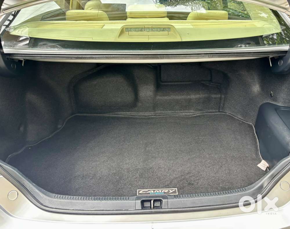 Toyota Camry Hybrid, 2015, Petrol