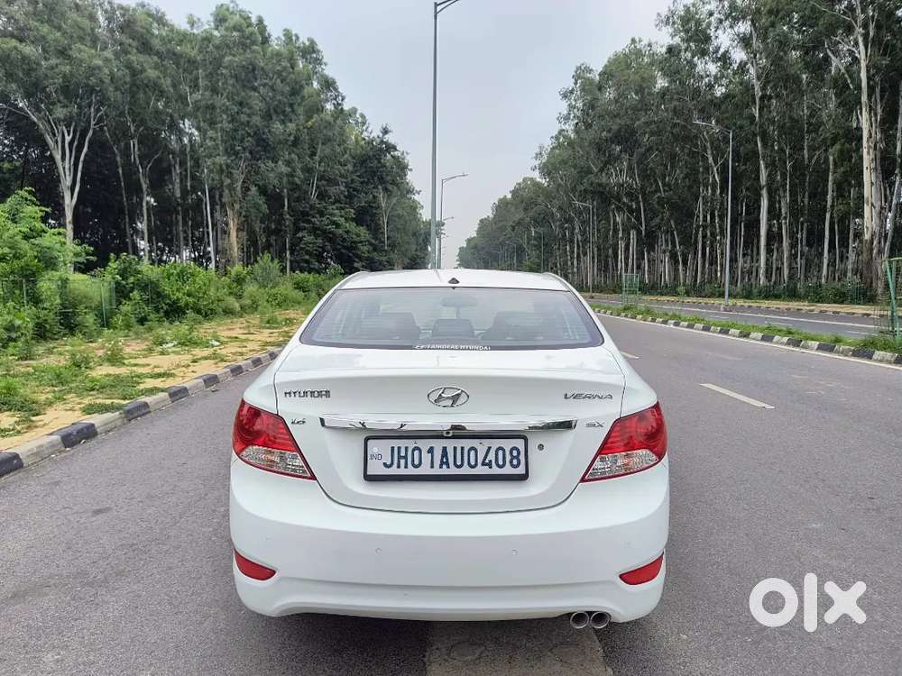 Hyundai Verna 2012 Petrol Well Maintained