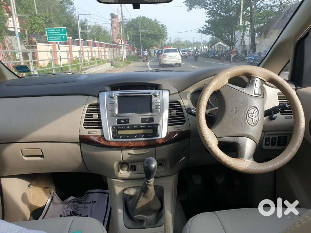 Toyota Innova 2013 Diesel Well Maintained