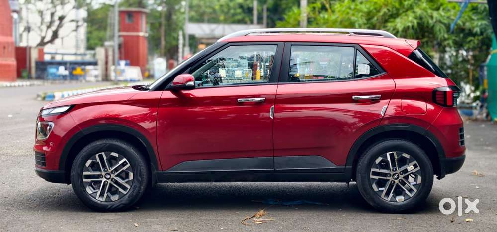 Hyundai Venue Sx (o) Mt 1.5 Diesel, 2022, Diesel