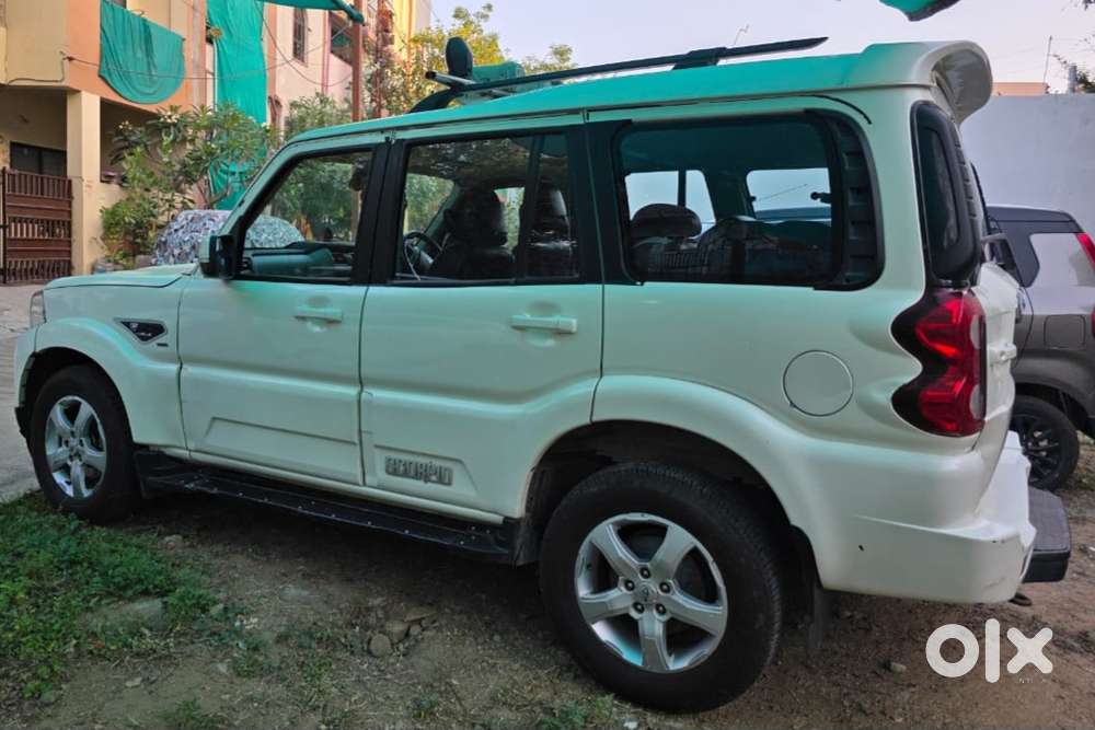 Mahindra Scorpio Classic 2.2 S 11 Mt 7 Str, 2021, Diesel