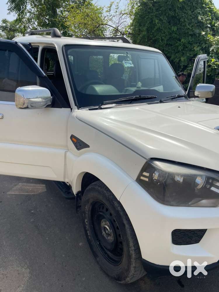 Mahindra Scorpio 2015 Diesel Manual