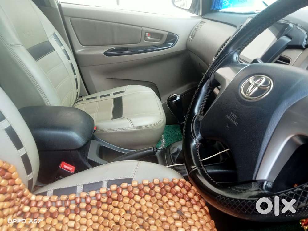 Toyota Innova 2.5 Gx 7 Seater Bs Iv, 2015, Diesel