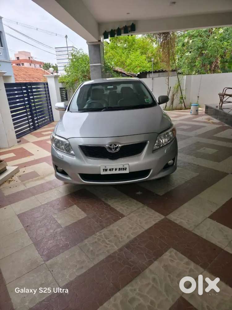 Toyota Corolla Altis 2010