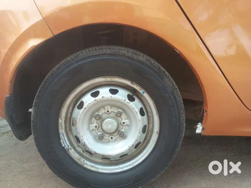 Tata Tiago 09/2016 Petrol