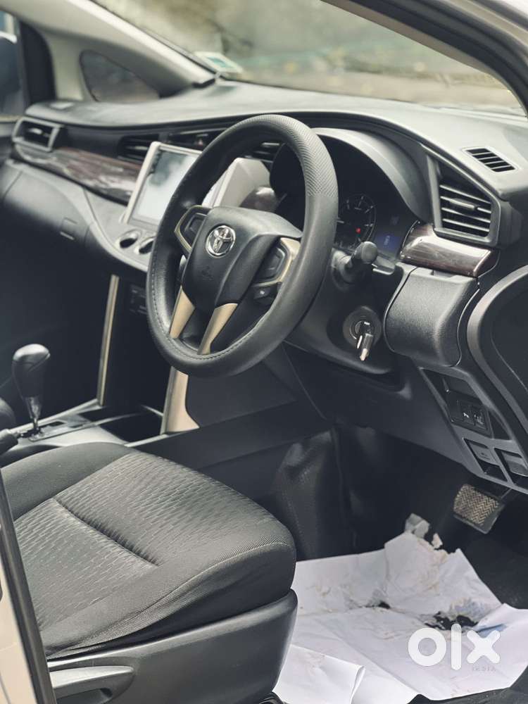 Toyota Innova Crysta 2.8 Gx At 7 Str, 2017, Diesel