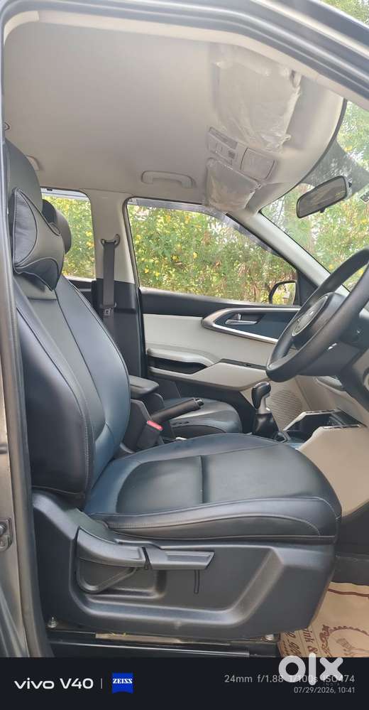 Kia Carens D1.5 6mt Premium 07, 2025, Petrol