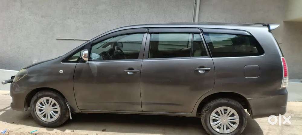 Toyota Innova Diesel 2011 2nd Owner