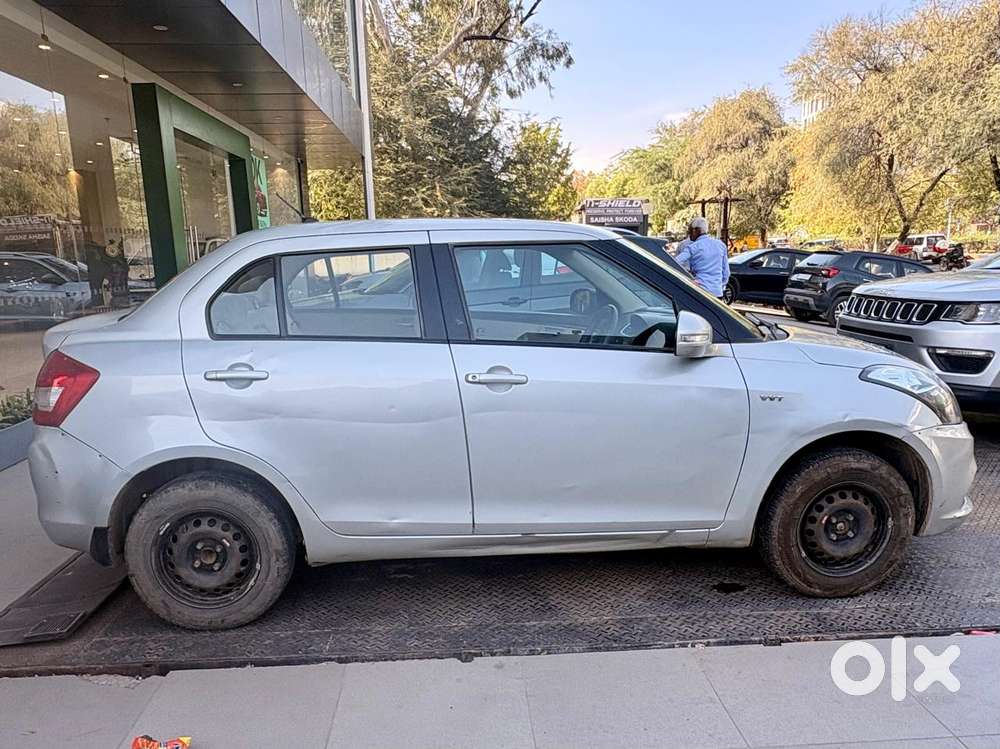 Maruti Suzuki Swift Dzire 1.2 Vxi, 2016, Petrol