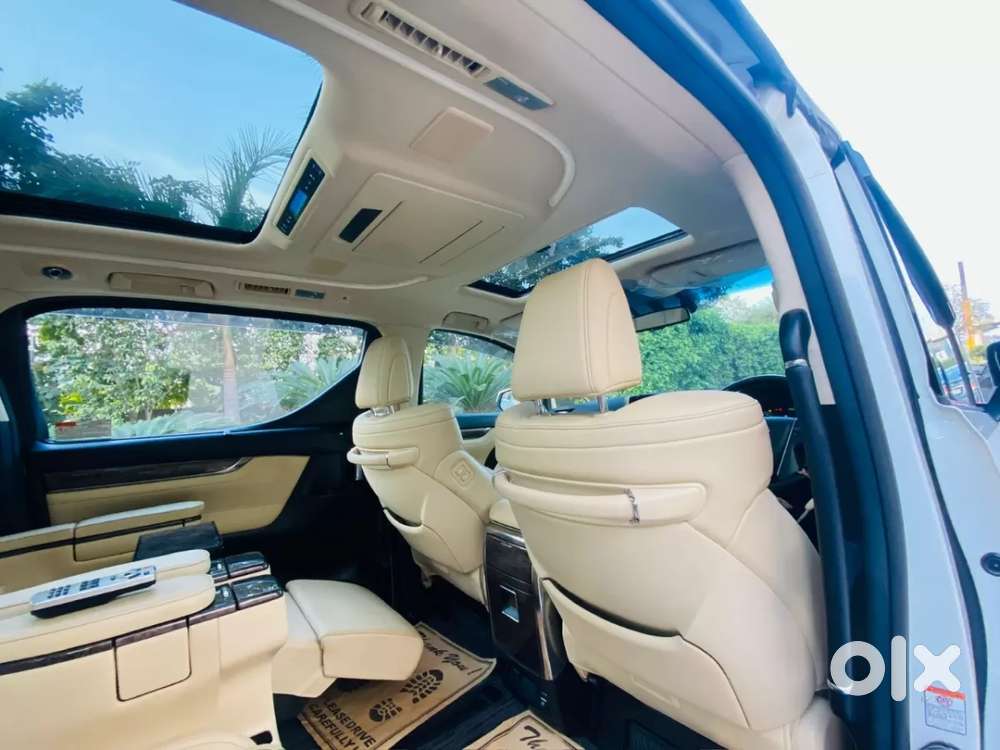 Toyota Vellfire, 2021, Petrol