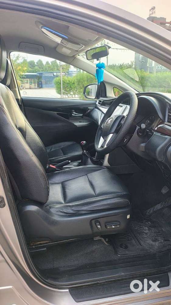 Toyota Innova Crysta 2.4 Z 7 Str, 2016, Diesel