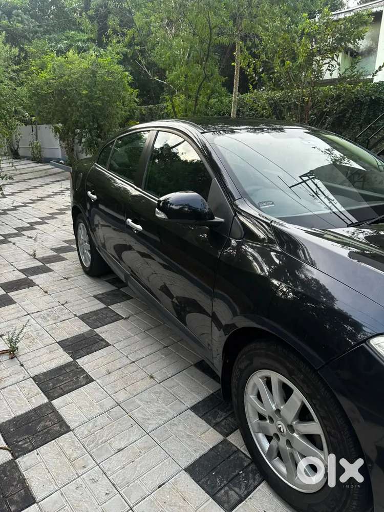 Renault Fluence 2015 Diesel Well Maintained