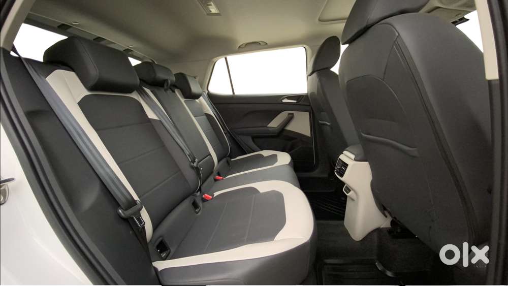 Volkswagen Taigun 1.0 Tsi Topline At, 2025, Petrol