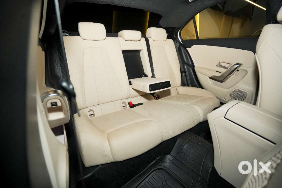 Mercedes-benz A-class Limousine 200, 2025, Petrol