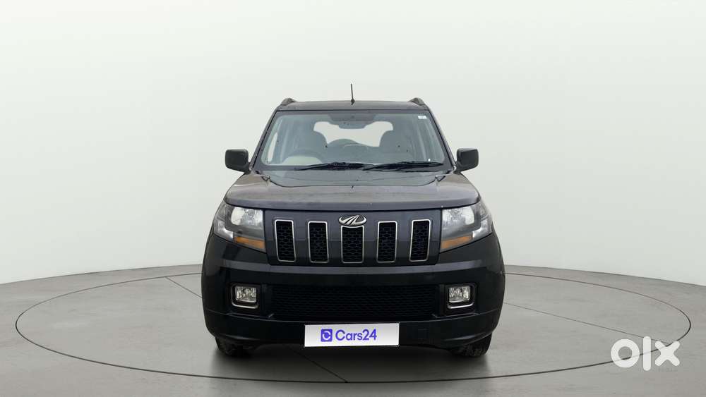 Mahindra Tuv 300 T10 Amt, 2018, Diesel