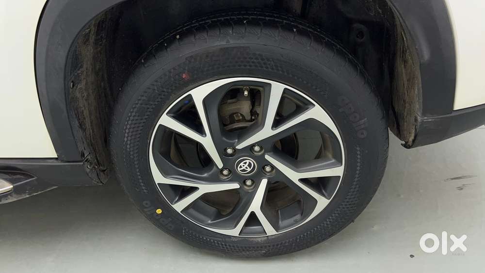 Toyota Urban Cruiser Hyryder 1.5 V Hybrid, 2022, Cng & Hybrids