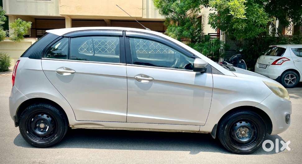 Tata Bolt Revotron Xm, 2015, Petrol
