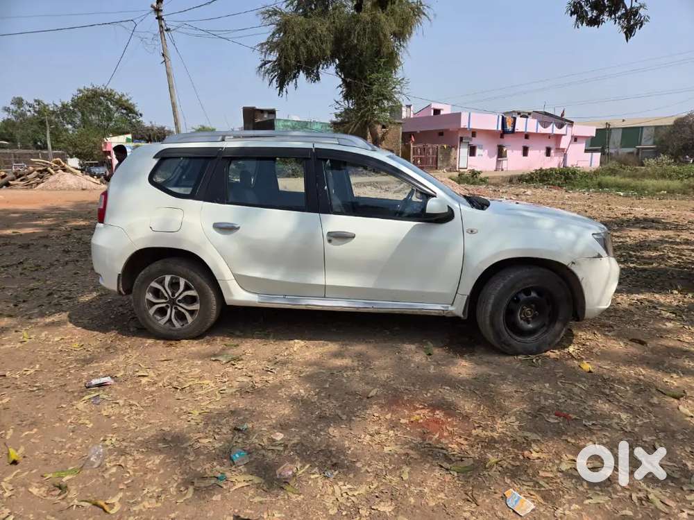 Nissan Terrano 2015 Diesel 170000 Km Driven
