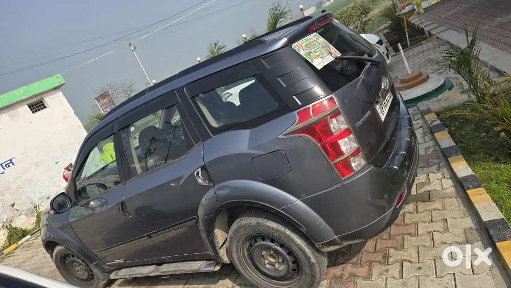 Mahindra Xuv500 2014 Diesel 130000 Km Driven