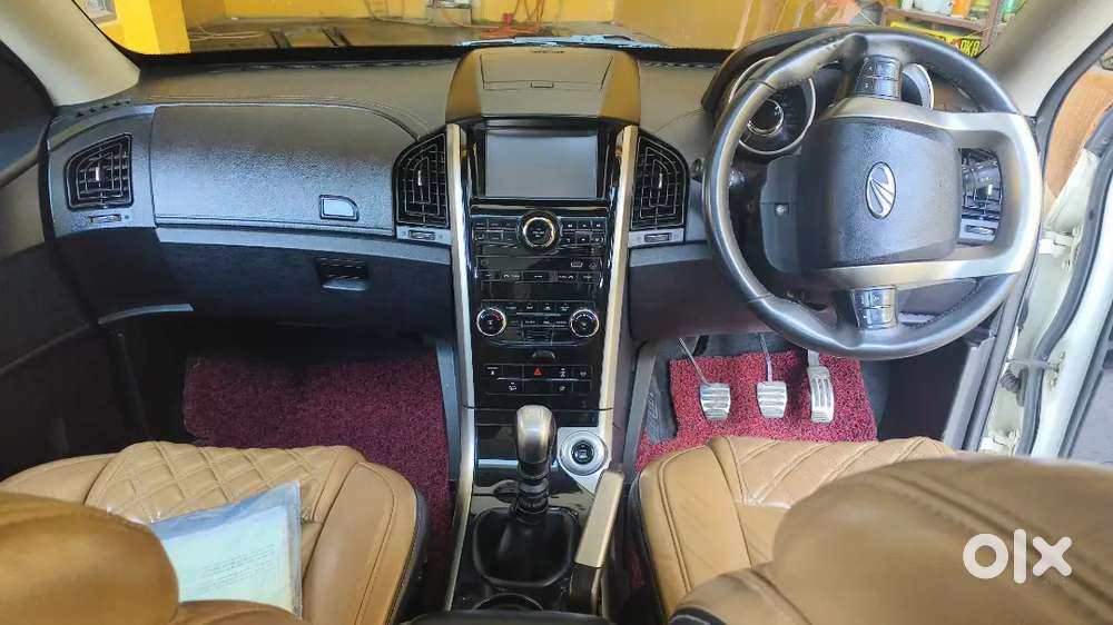 Mahindra Xuv500 2018 Diesel 83900 Km Driven