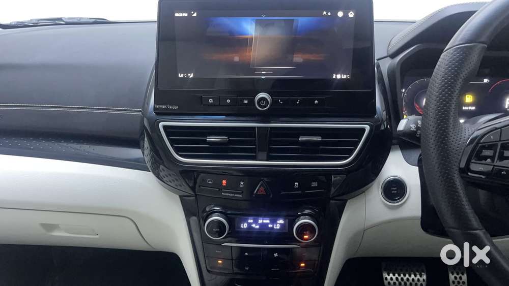 Mahindra Xuv 3xo Ax7l 1.2 Petrol At (pg), 2024, Petrol