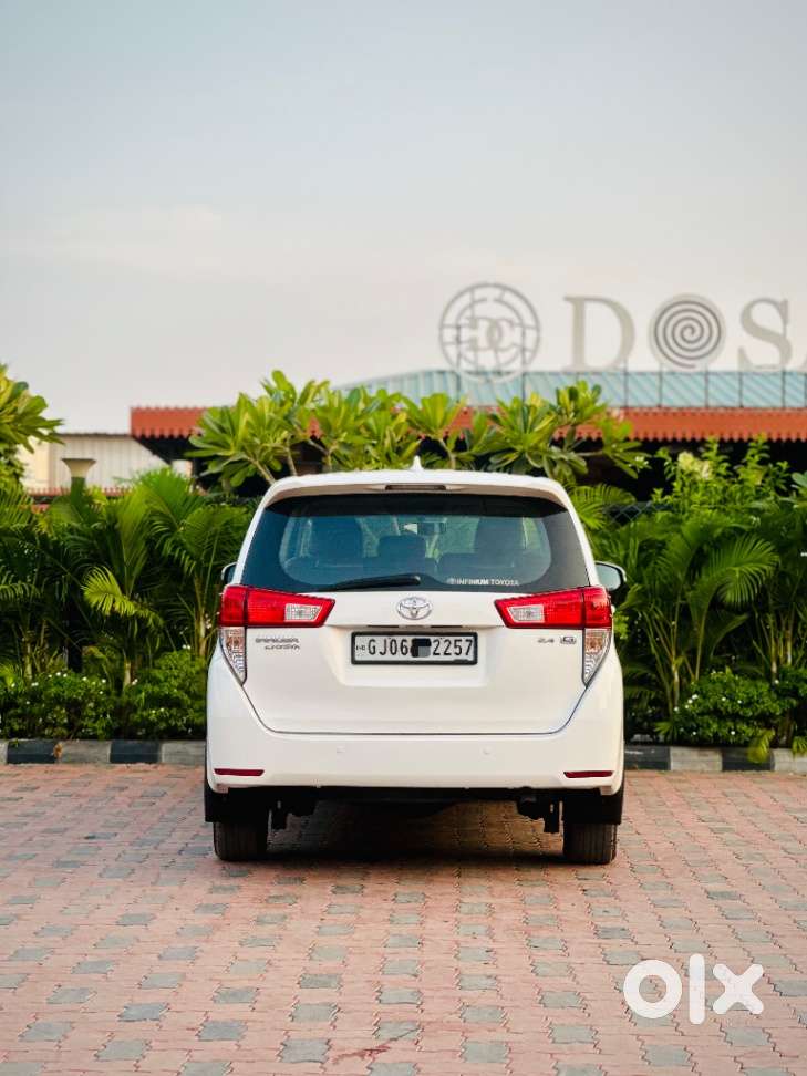 Toyota Innova Crysta 2.4 G Mt, 2019, Diesel