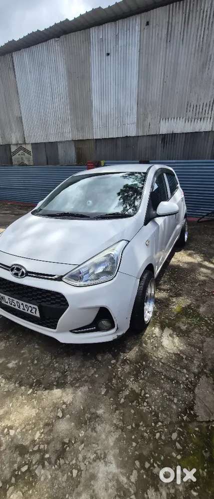 Hyundai Grand I10 1.2 Crdi Sportz 2017