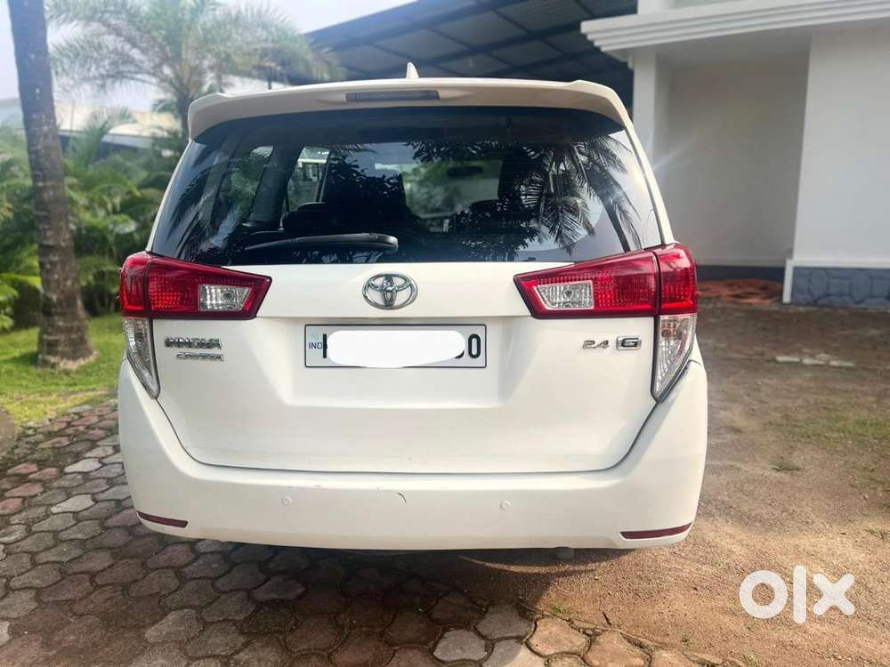 Toyota Innova Crysta 2018 Diesel Well Maintained