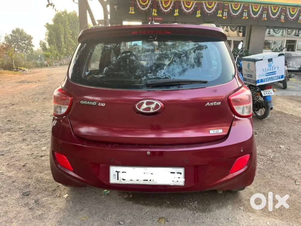 Hyundai Grand I10 2014 Petrol 95000 Km Driven