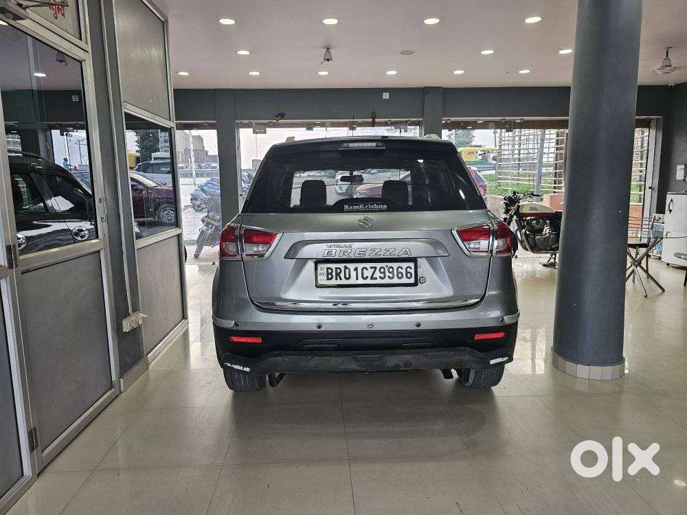 Maruti Suzuki Brezza Vxi At, 2016, Petrol