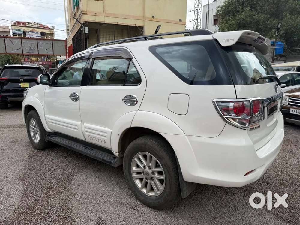 Toyota Fortuner, 2014, Diesel