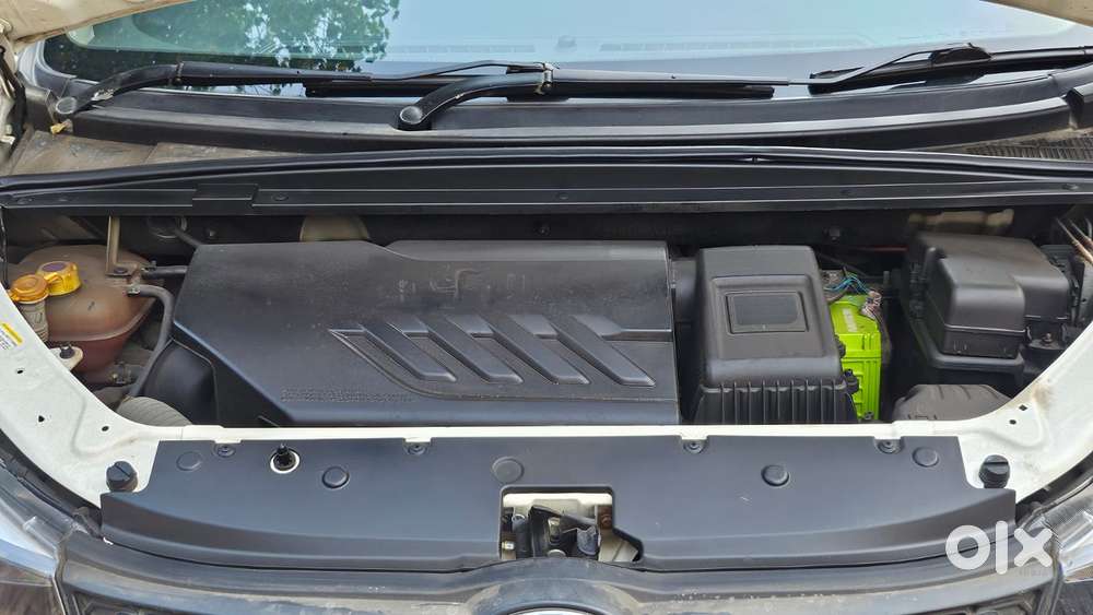Mahindra Marazzo M6, 2021, Diesel