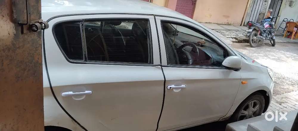 Hyundai I20 Asta 2009 Model