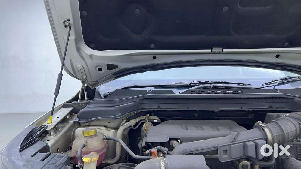 Mahindra Xuv300 W8, 2019, Petrol