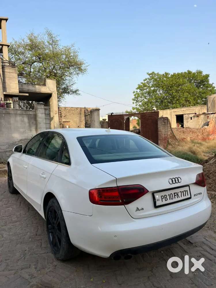 Audi A4 2009 Diesel 143589 Km Driven