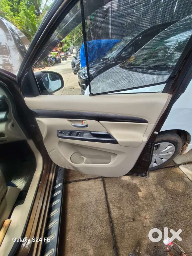 Maruti Suzuki Ertiga Zxi 2023 Petrol Automatic