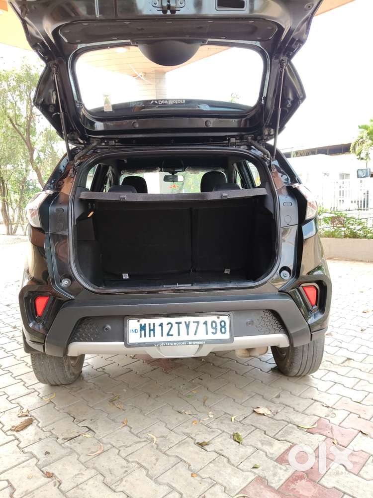 Tata Nexon 1.5 Revotorq Xza Plus Hs Dark Edition, 2022, Petrol