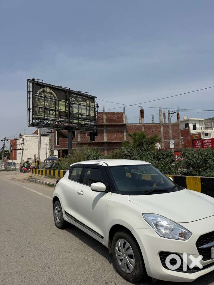 Maruti Suzuki Swift 2018 Amt Vxi, 2022, Petrol