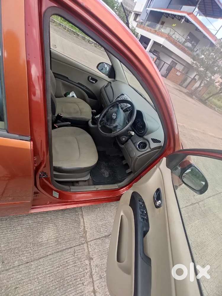 Hyundai I10 Sportz 2011 Petrol