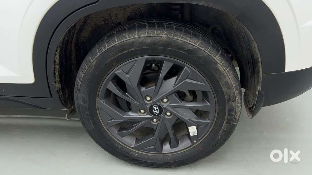 Hyundai Creta Sx (o) 1.5 Petrol Cvt Knight, 2023, Petrol