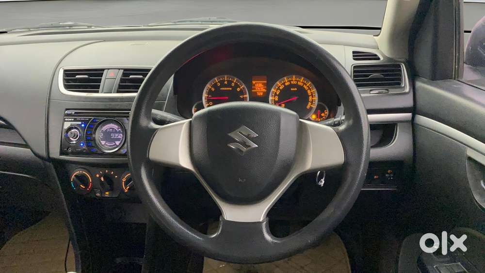 Maruti Suzuki Swift 2011-2014 Vxi, 2012, Petrol