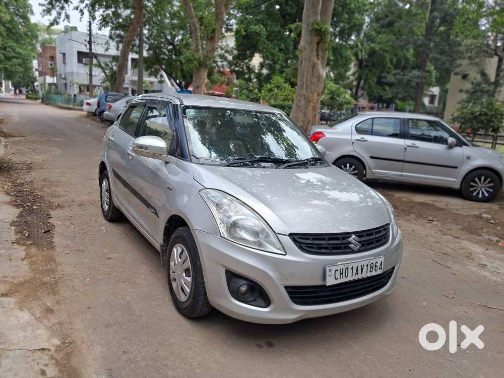 Maruti Suzuki Swift Dzire 1.2 Vxi Bsiv, 2013, Petrol