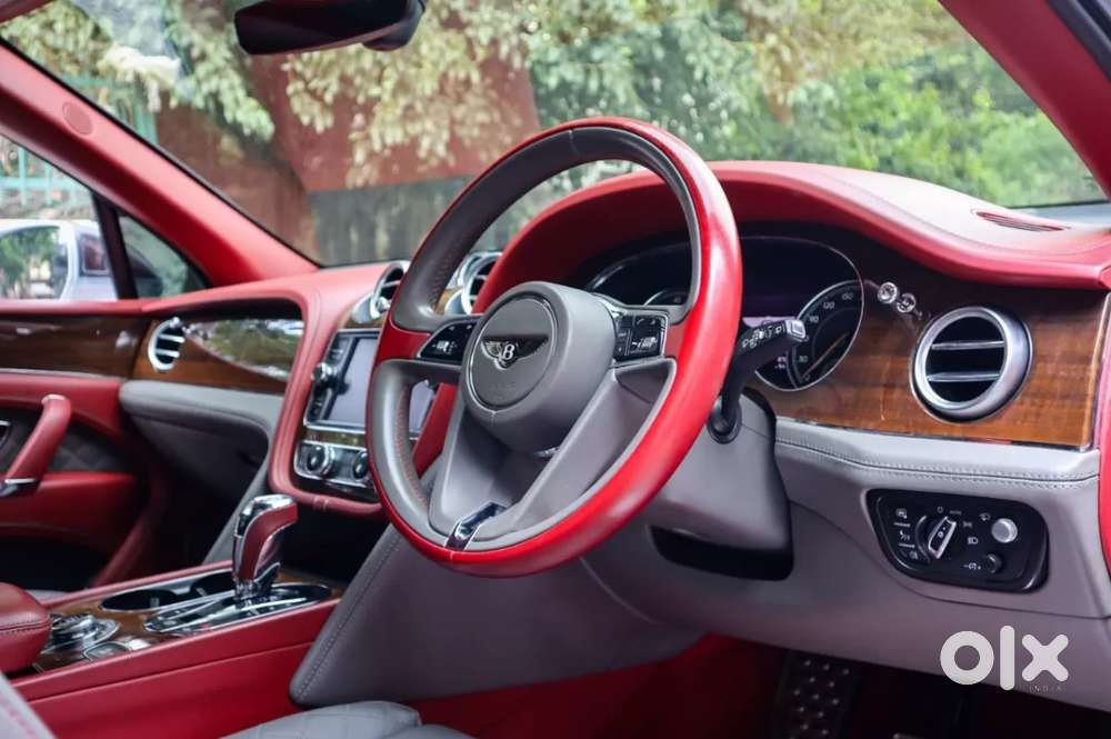 Bentley Bentayga, 2017, Petrol